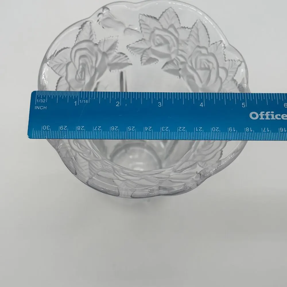 Mikasa Studio Nova Winter Rose Vase Clear Glass Embossed Scalloped Rim 7.5